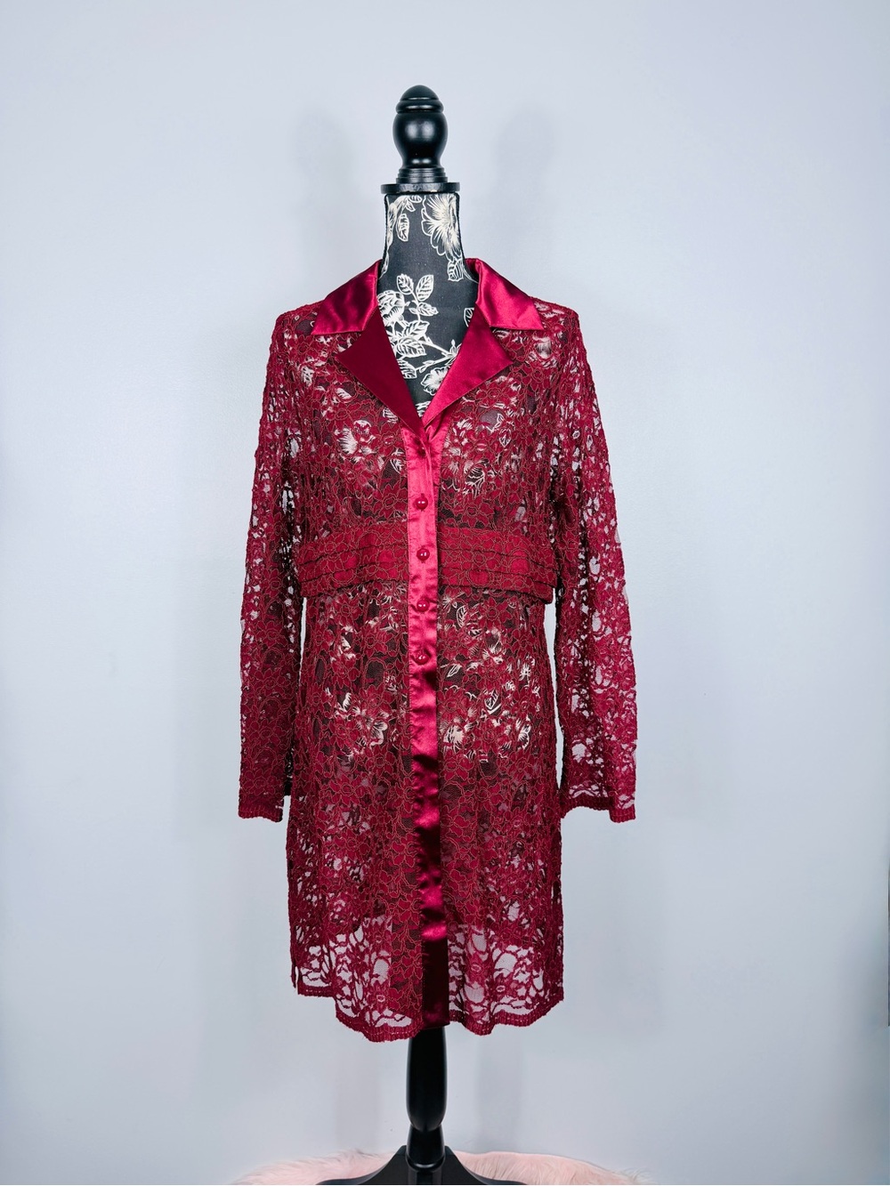 Susan Graver maroon vintage lace button down silky hem collar dress size medium